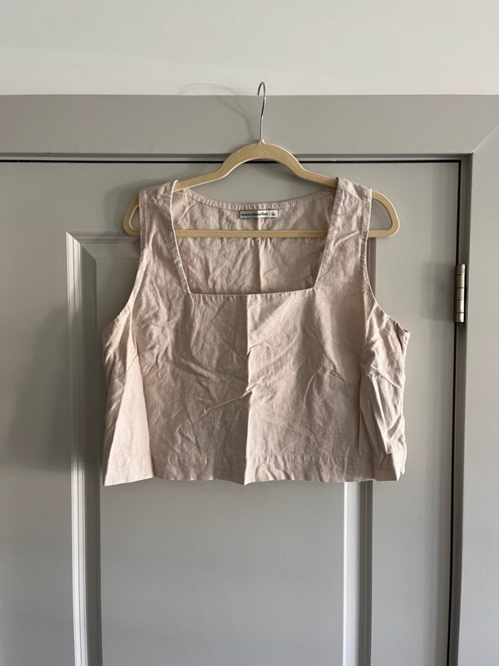 Abercrombie & Fitch Square Neck Cropped Tank Top in Light Tan